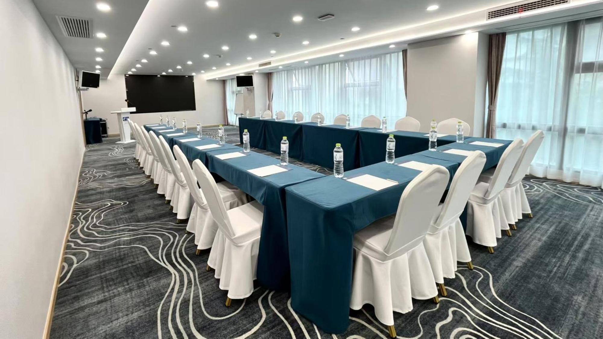 Holiday Inn Express Qingdao City Center By Ihg Exteriér fotografie